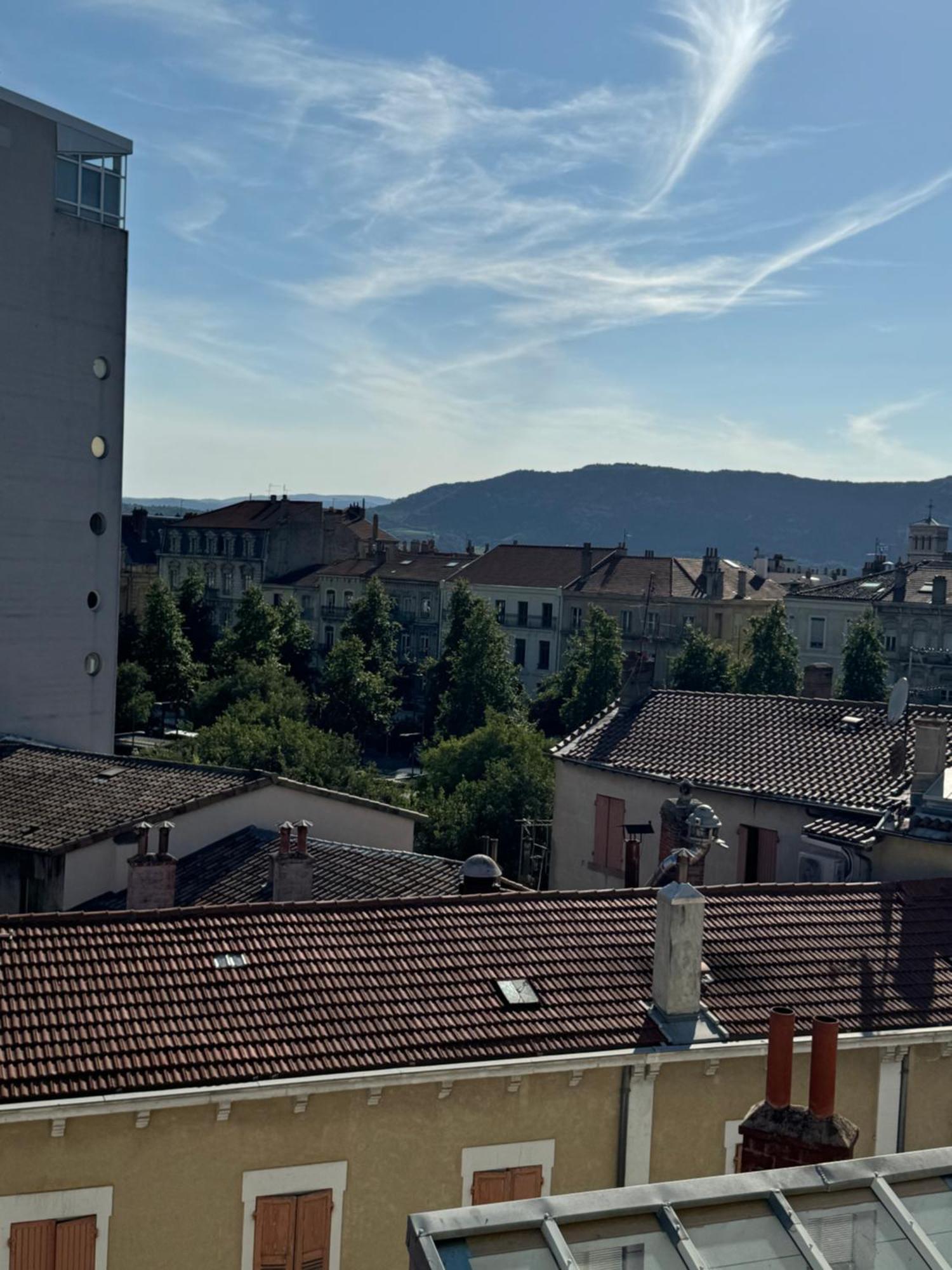 Appartement Terrasse Au Coeur De Valence 54 Exterior foto